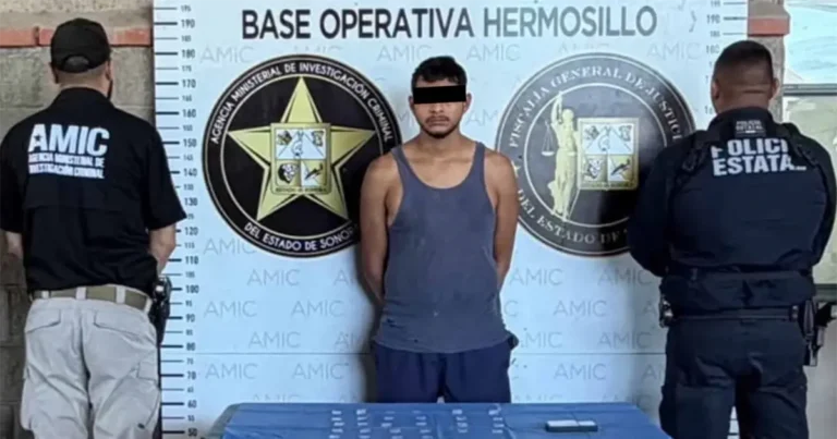 Detienen a hombre con 28 envoltorios de cristal tras cateo en Hermosillo