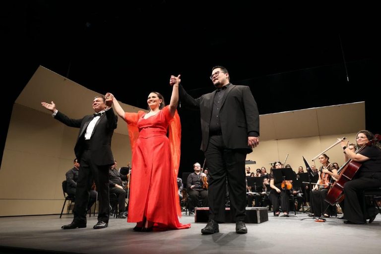 Gobierno de Sonora rinde homenaje a Jesús Li con gala de ópera y debut del Coro del ISC