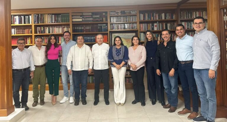 Alfonso Durazo se reúne con liderazgos de Morena rumbo a elecciones 2027 en Sonora